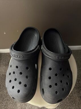 CROCS Men’s Classic Clog - Black